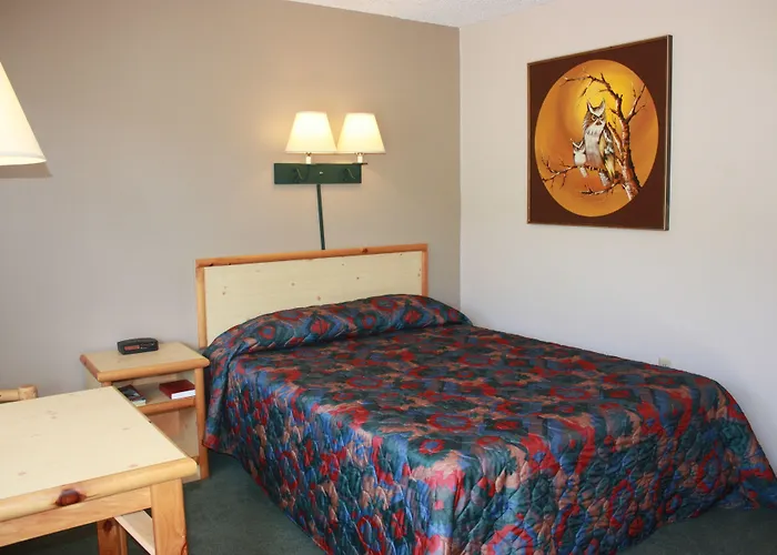 Motel Creek And Rv Park