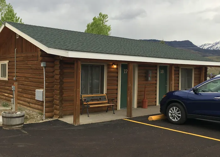 Motel Creek And Rv Park Wapiti